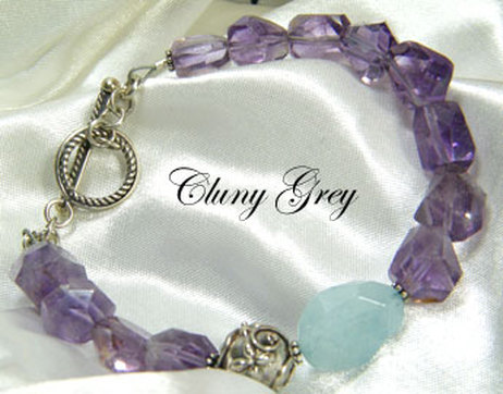 amethyst bracelet with an aquamarine nugget